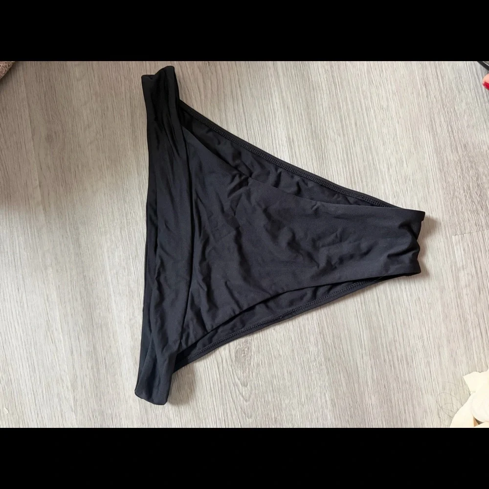 Monday Swimwear Bikini Bottoms